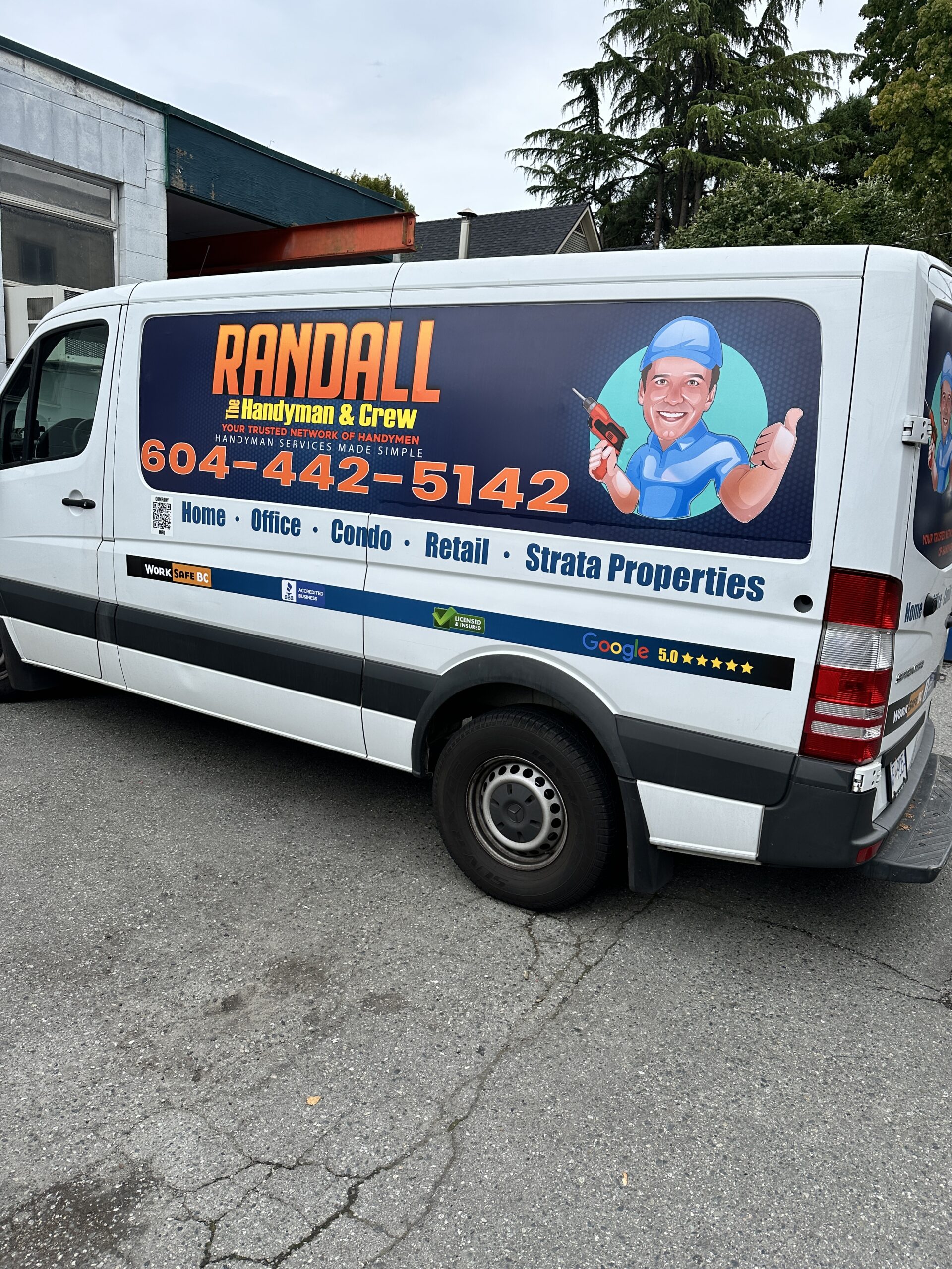 Randall the Handyman and Crew service van Vancouver BC